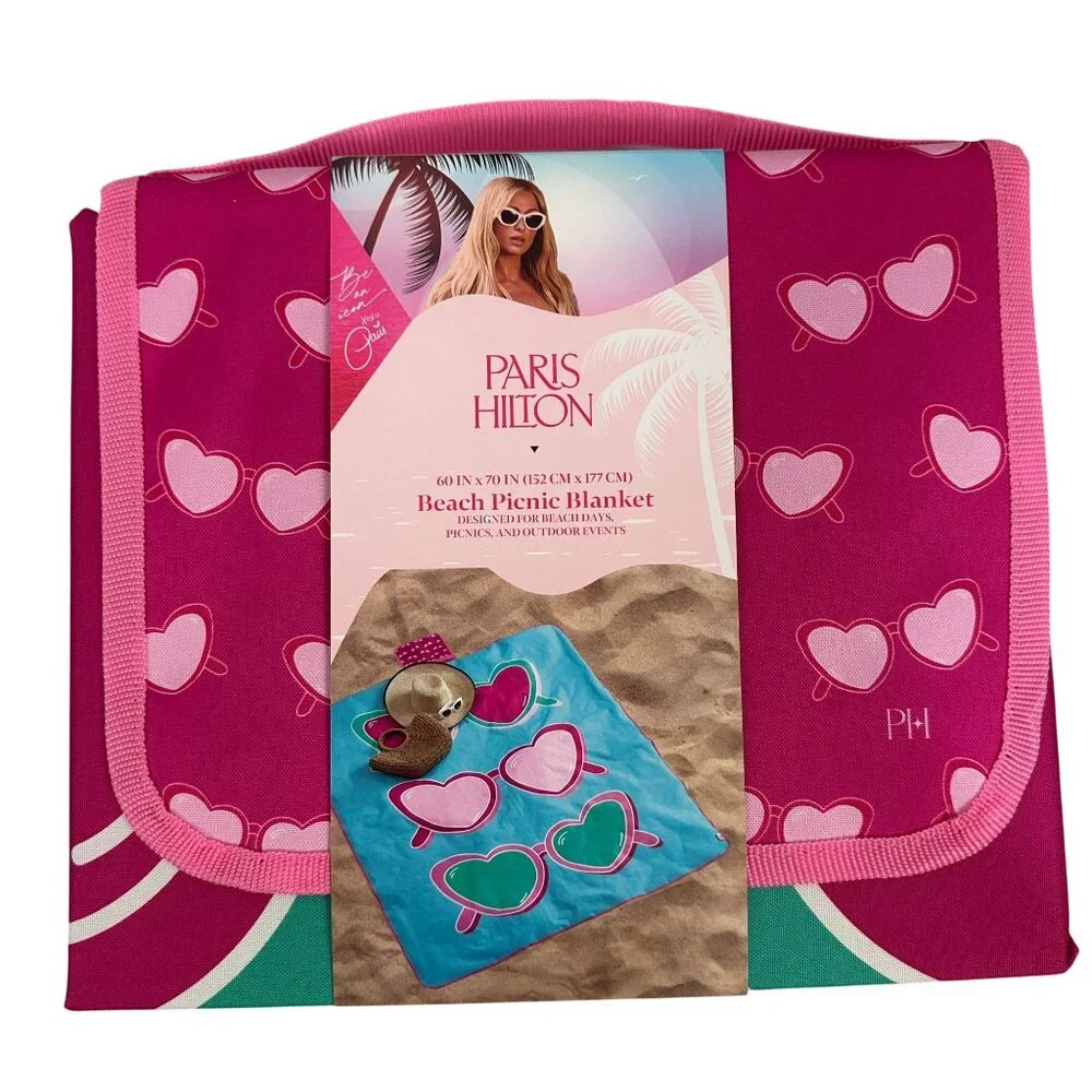 Paris Hilton Pink/Blue Heart Sunglasses 60x70 Beach Picnic Blanket NEW - Picture 1 of 10
